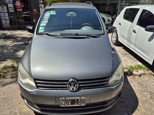 Volkswagen Suran 1.6 Comfortline 101cv 2014