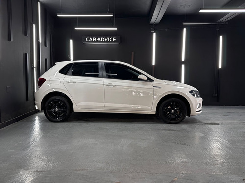 Volkswagen Polo 1.6 COMFORTLINE 5P L18 2018