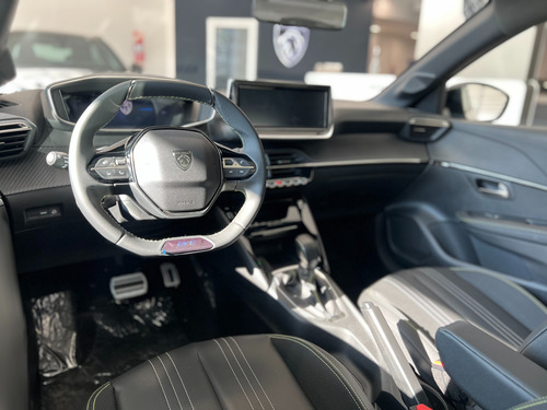 Peugeot 208 1.0T Gt 2025