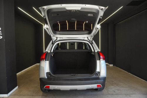 Peugeot 2008 1.6 Feline 2017