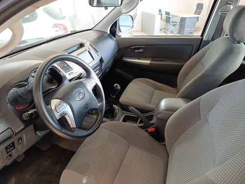 Toyota Hilux Pick-Up 3.0 Cd Srv 171cv 4x2 - B3 2015
