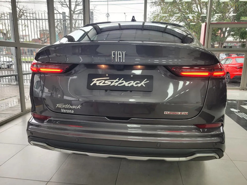 Fiat FASTBACK Turbo 2026