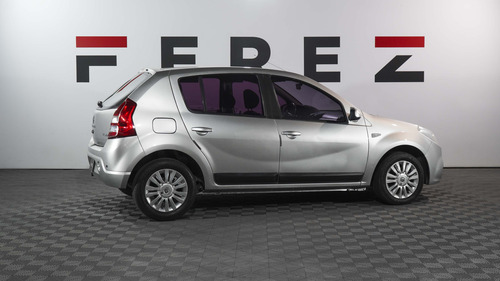 Renault Sandero 1.6 Privilege Nav 105cv 2013