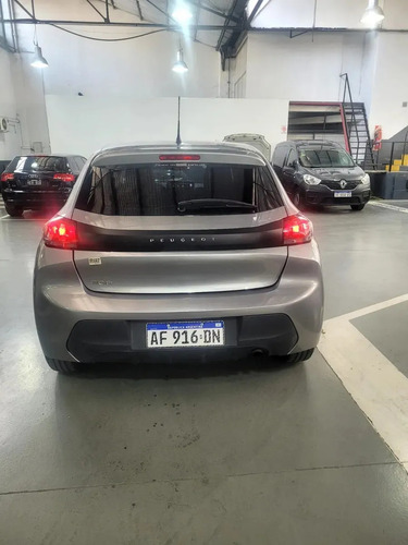 Peugeot 208 1.2 New Like 2023