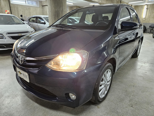 Toyota Etios 1.5 Sedan Xls 2015
