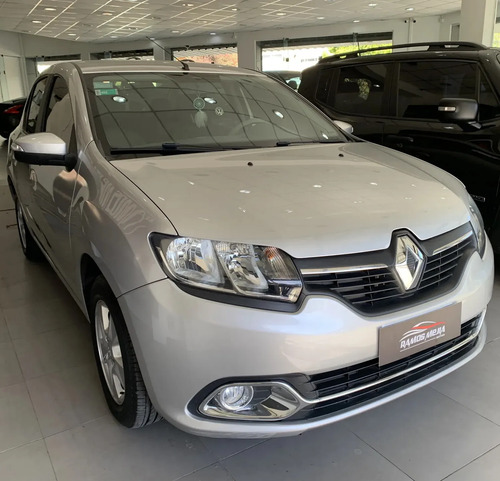 Renault Logan 1.6 Privilege 105cv 2015