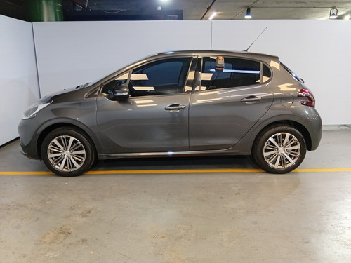 Peugeot 208 1.6 5 P Feline 2019