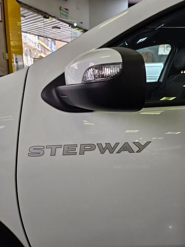 Renault Sandero Stepway 1.6 16v Intense 2025