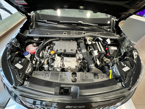 Peugeot 2008 1.0T Gt 2025