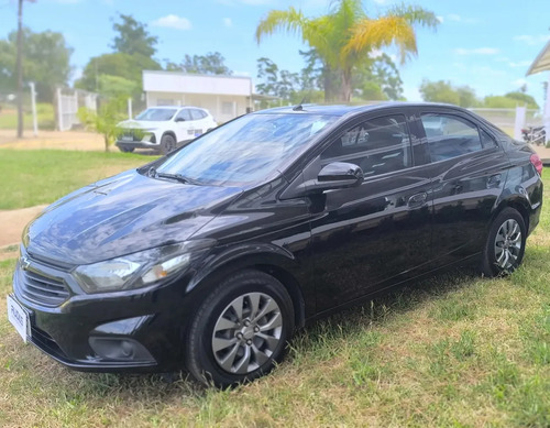 Chevrolet Onix plus 1.4 Black Edition 2022