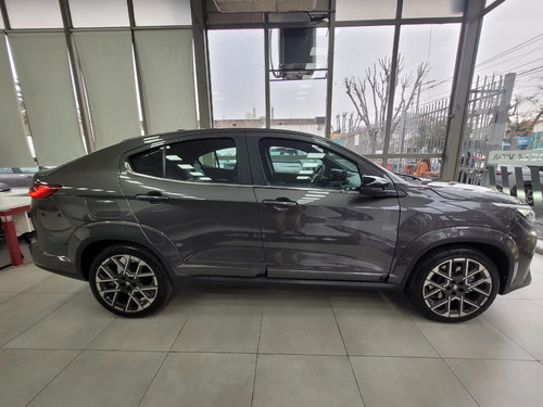 Fiat FASTBACK Turbo 2026