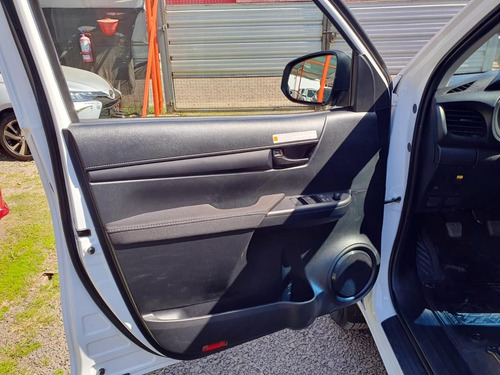 Toyota Hilux 2.4 Cd Dx 150cv 4x4 2025