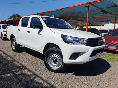 Toyota Hilux 2.4 Cd Dx 150cv 4x4 2025