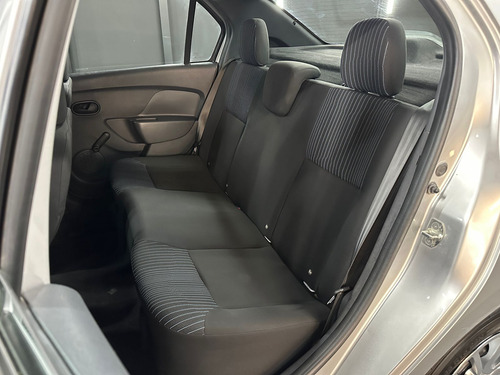 Renault Logan II 1.6 16V LIFE 2024