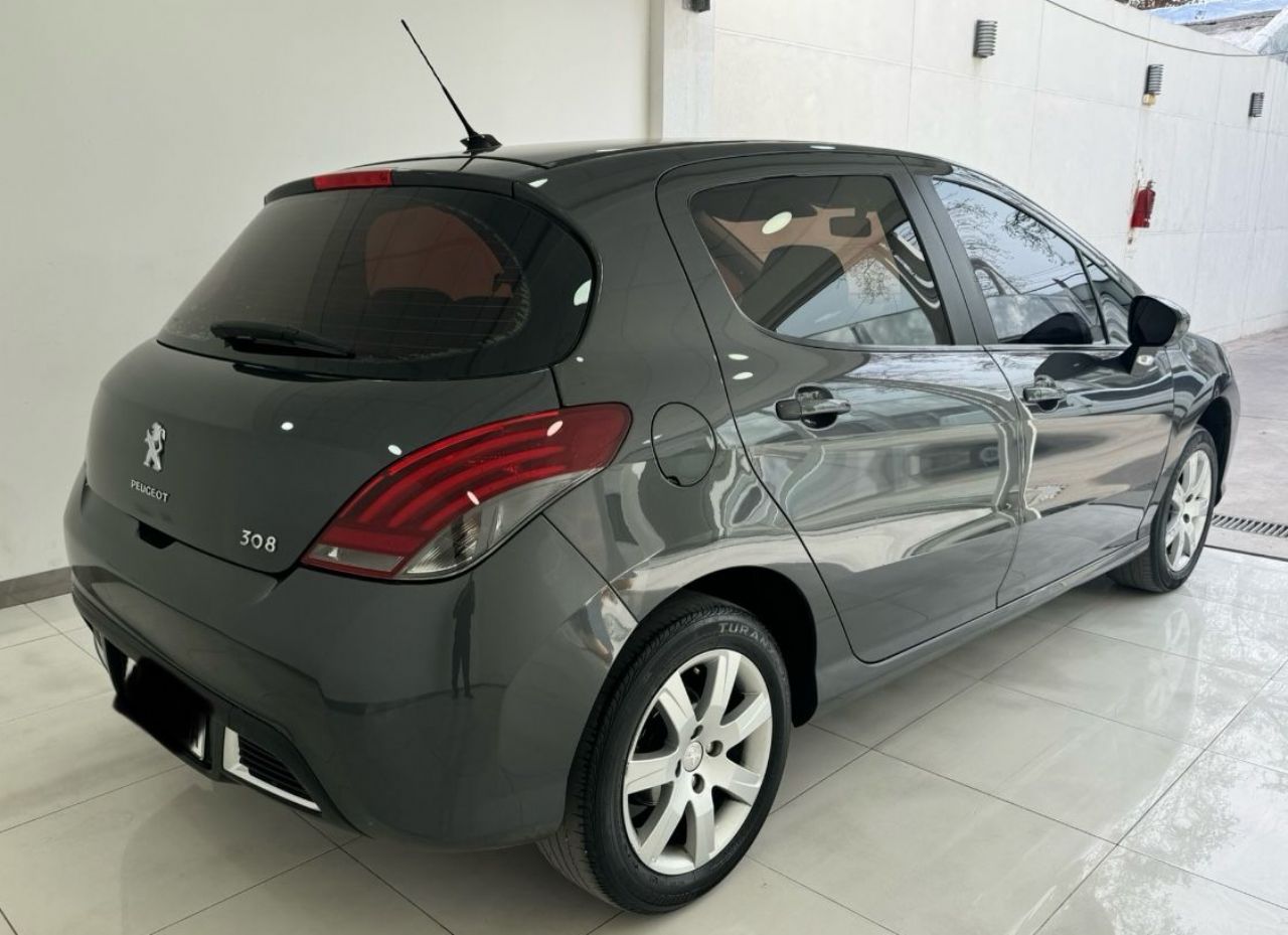 Peugeot 308 1.6 Active 2016