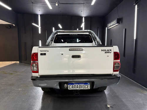 Toyota Hilux 3.0 TDI 4X2 DC SRV CUERO L12 2012