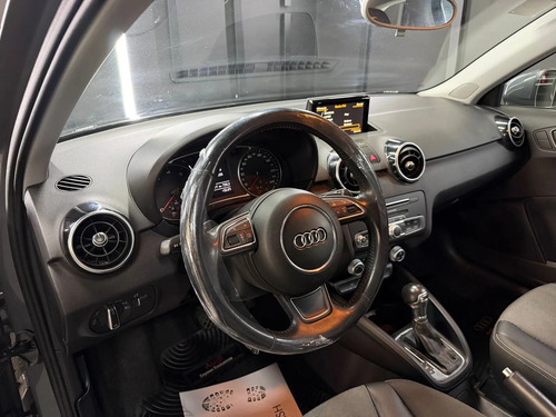 Audi A1 1.4 T AMBITION S-TRONIC L11 2017