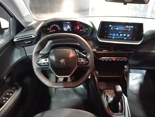 Peugeot 208 L/20 1.6 Like Pack 2021