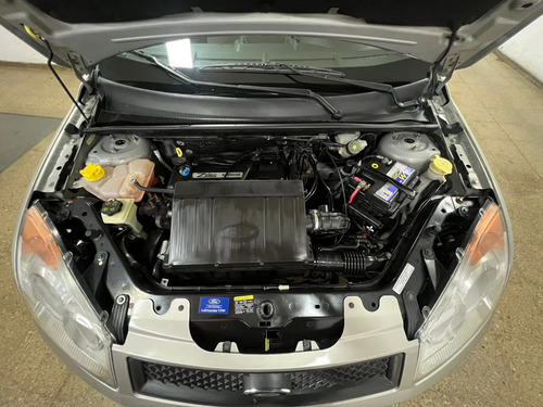 Ford Fiesta 1.6 Ambiente Mp3 2009