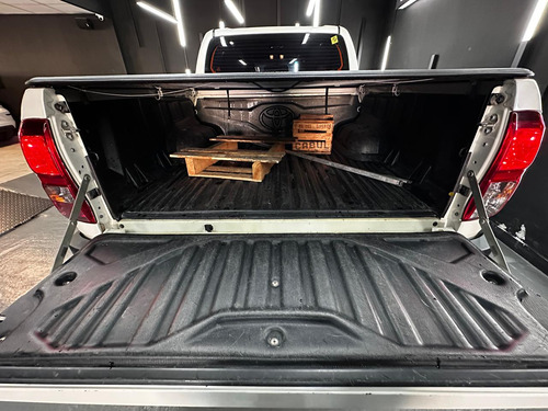 Toyota Hilux 2.8 TDI 4X2 DC SRX AT6 L16 2019