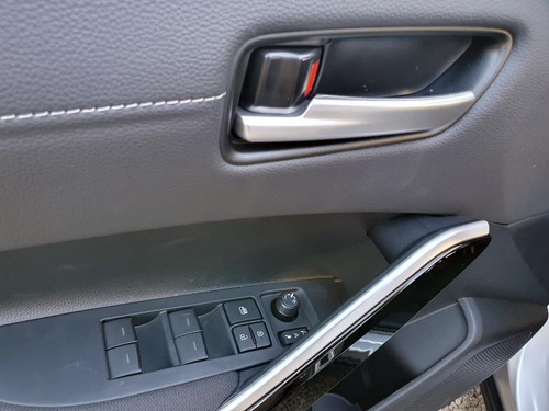 Toyota Corolla Cross 1.8 Xei Hv E-Cvt 2025