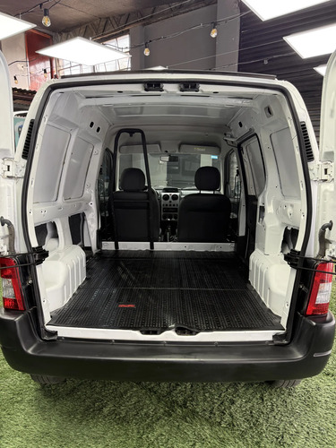 Citroën Berlingo Furgon 1.6 Hdi 92 Bussines 2024