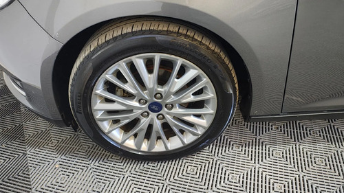 Ford Focus III 2.0 Sedan Se Plus At6 2017
