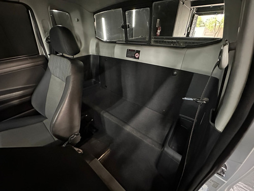 Volkswagen Saveiro 1.6 CABEXT SAFETY P HIGHLINE L13 2014