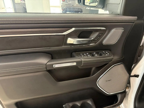 RAM 1500 5.7 Laramie Nigth Edition 2026