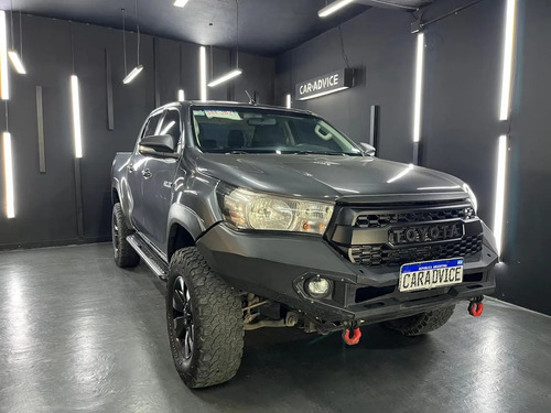 Toyota Hilux 2.8 TDI 4X4 DC SR L16 2017