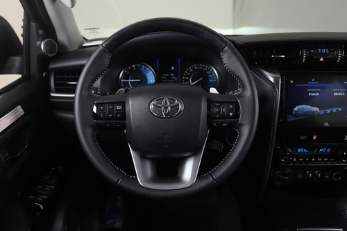 Toyota SW4 2.8 Srx 204Cv 4X4 7As At 2025