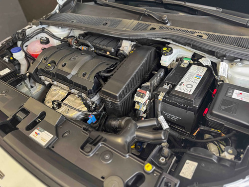 Peugeot 208 1.6 Allure At 2025