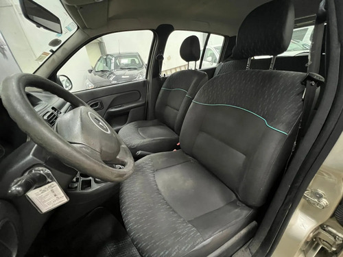 Renault Clio 1.2 Mío Authentique Pack Abs Abcp 2015