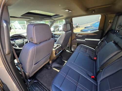 Chevrolet Silverado 5.3 V8 High Country 2025