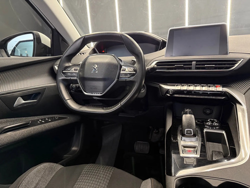 Peugeot 5008 1.6 Allure Tiptronic 2018