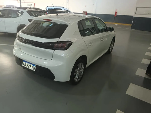 Peugeot 208 1.6 Active Pack 2023