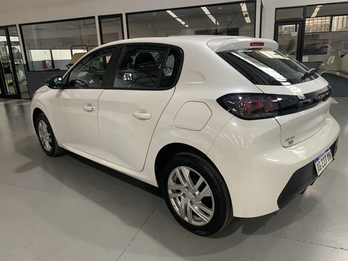 Peugeot 2008 1.6 Feline Tiptronic 2018