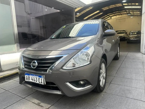 Nissan Versa 1.6 Advance Mt 2017
