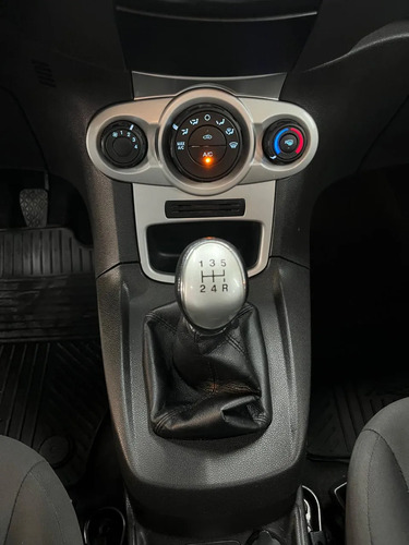 Ford Fiesta 1.6 SE KD 5P L14 2017