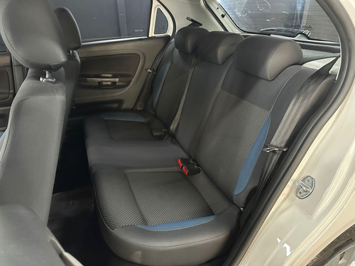 Volkswagen Gol 1.6 TREND COMFORTLINE 5P L17 2018