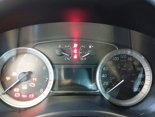 Nissan Sentra 1.8 Sr Pure Drive Cvt 2016