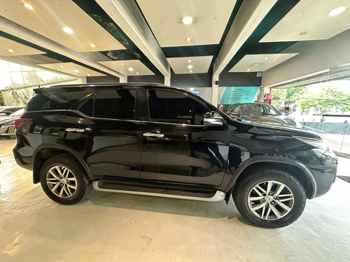 Toyota SW4 2.8 Srx 177cv 4x4 7as At 2017