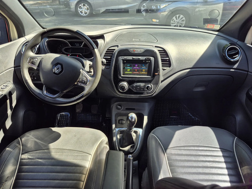 Renault Captur 2.0 Intens 2019