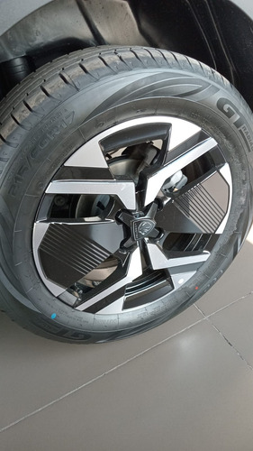 Peugeot 2008 1.0T Gt 2025