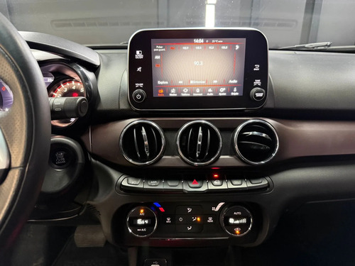 Fiat Cronos 1.8 PRECISION AT L18 2019