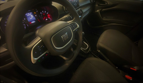 Fiat Cronos Drive CVT 2024