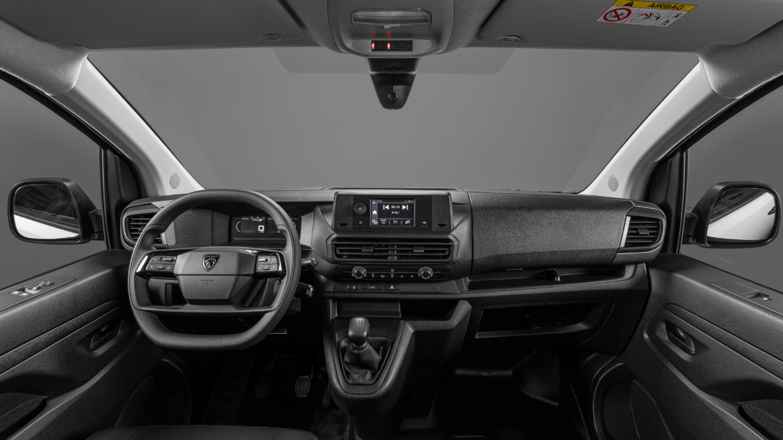 Peugeot BOXER L2H2 HDI 140 AM26 2026