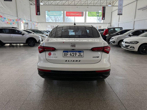 Fiat Cronos 1.8 Precision At 2022