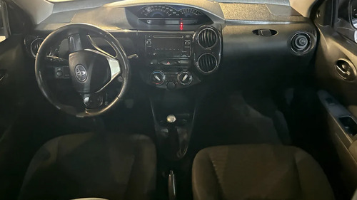 Toyota Etios 1.5 Sedan Xls 2016