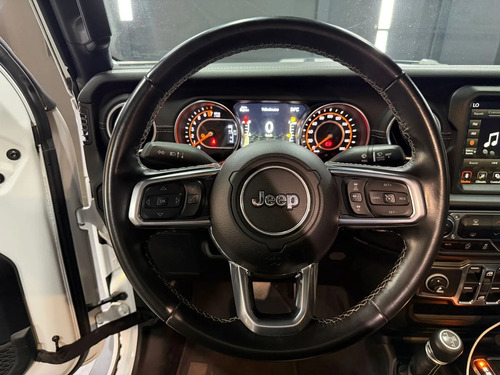 Jeep Gladiator 3.6 V6 4X4 OVERLAND AT8 2021